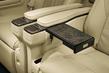 Täysikokoinen luksus-minibussi Toyota Alphard kuva 9