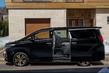 Täysikokoinen luksus-minibussi Toyota Alphard kuva 6