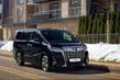 Täysikokoinen luksus-minibussi Toyota Alphard kuva 3