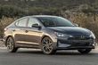 Kompakti sedan Hyundai Elantra uudistuneena kuva 2