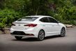 Kompakti sedan Hyundai Elantra uudistuneena kuva 5