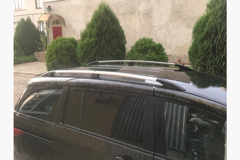 Mazda 5 2010–2018 Alumiiniset kattokaiteet (kromi) Kuva 5