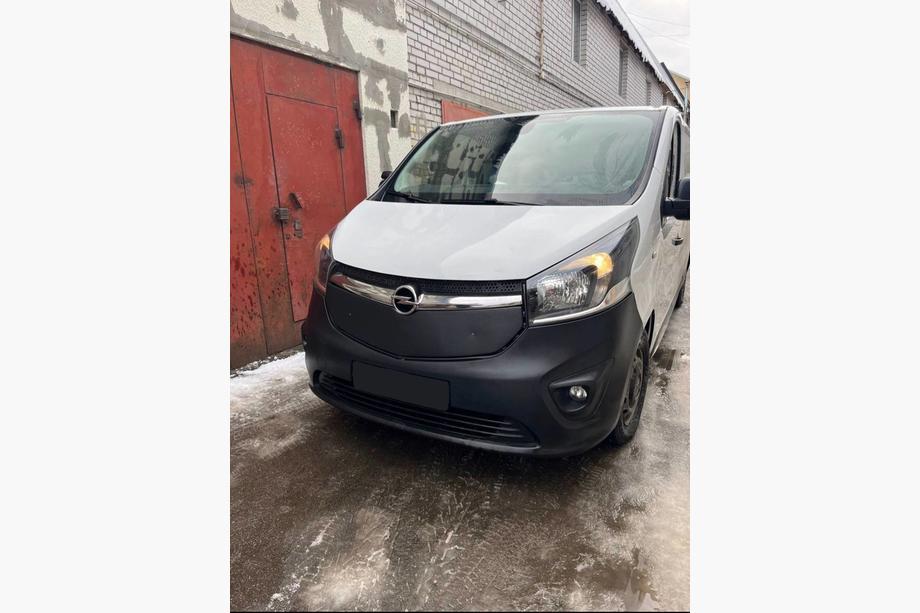 Opel Vivaro 2015–2019 Talvisuoja etusäleikköön Kiiltävä Kuva 2