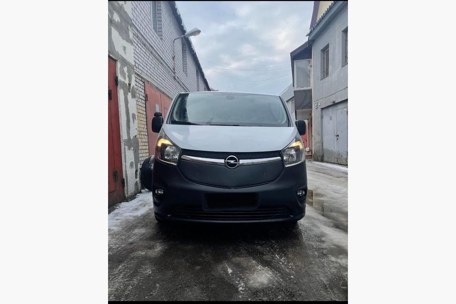 Opel Vivaro 2015–2019 Talvisuoja etusäleikköön Kiiltävä Kuva 5