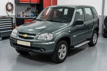 Chevrolet Niva 1998–2020 Allmond Grey -sivuporrassarja (2 kpl, alumiini) kuva 1