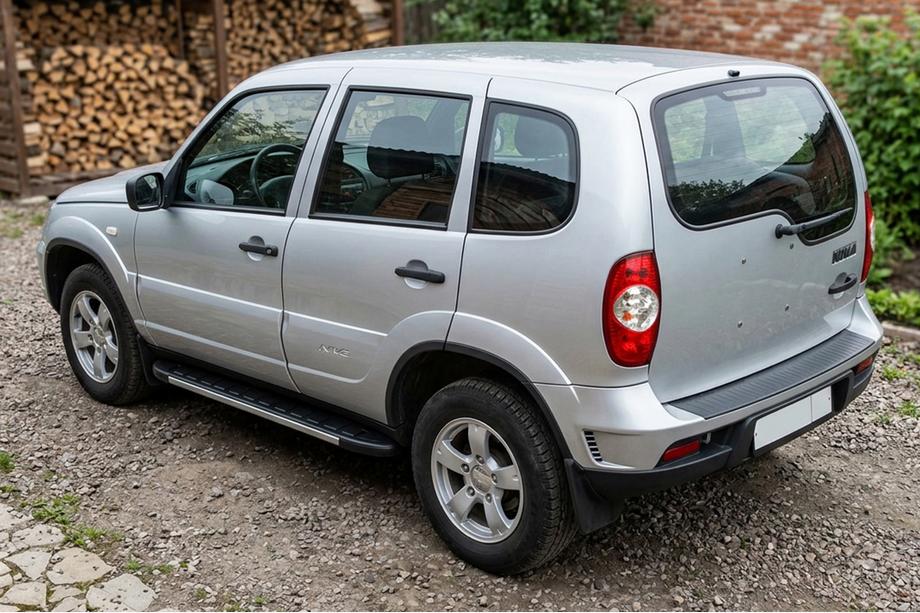 Chevrolet Niva 1998–2020 Duru sivuastinlaudat (2 kpl, alumiini) Image