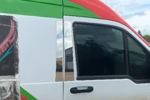 Ford Connect 2002–2006 Ovipilarin kromilista (4 kpl) kuva 1