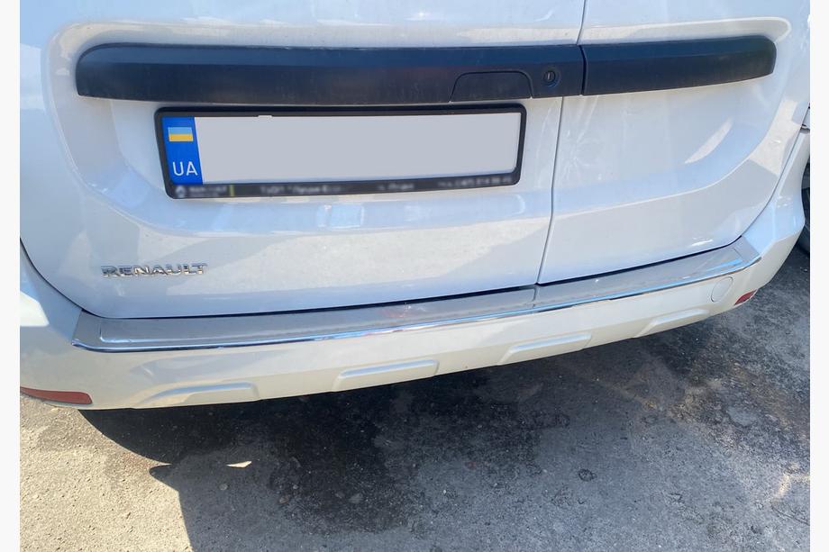 Renault Dokker 2013–2022 Takapuskurin suojalista Carmos (ruostumaton teräs) Image