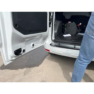 Takapuskurin suojalista Carmos (ruostumaton teräs) Dacia Dokker 2013–2022 kuva 4