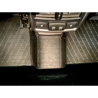 Takatunnelimatto (Stingray Premium) Subaru Forester 2018–2024 kuva 2