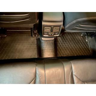 Takatunnelimatto (Stingray Premium) Subaru Forester 2018–2024 kuva 1