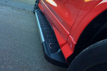 Skoda Karoq 2018– Sivukynnykset RedLine V1 (2 kpl, alumiini) kuva 1