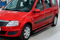 Dacia Logan MCV 2004–2014 Sivuaskelmat Maya Red (2 kpl, alumiini) kuva 1
