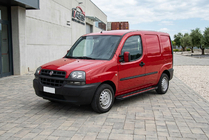 Fiat Doblo I 2001–2005 Sivuaskelmat Maya Red (2 kpl, alumiini) kuva 1