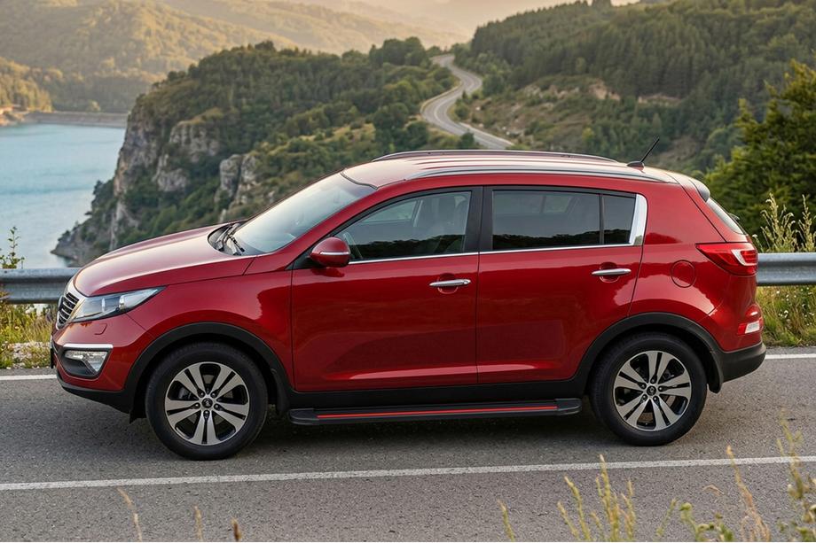 Kia Sportage 2010–2015 Maya Red-Black sivuportaat (2 kpl, alumiini) Image