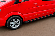Mercedes Sprinter W906 2006–2018 Sivuaskelmat Maya Red (2 kpl, alumiini) Pitkä / Erittäin pitkä kuva 2