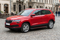 Skoda Karoq 2018– Sivuaskelmat Maya Red (2 kpl, alumiini) kuva 1