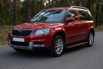 Skoda Yeti 2009–2017 Sivuaskelmat Maya Red (2 kpl, alumiini) kuva 1
