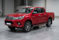 Toyota Hilux 2015– Sivuaskelmat Maya Red (2 kpl, alumiini) kuva 1