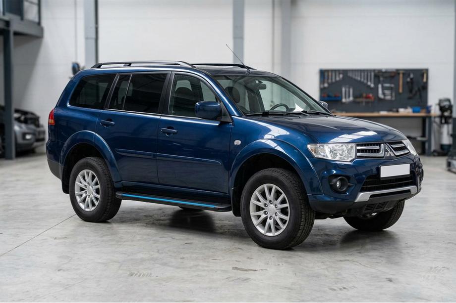 Mitsubishi Pajero Sport 2008–2015 Maya Blue sivuaskelmat (2 kpl, alumiini) Image