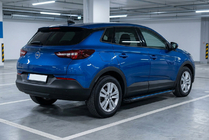 Opel Grandland X 2017– Maya Blue sivuaskelmat (2 kpl, alumiini) kuva 1