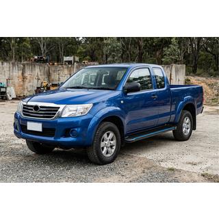 Maya Blue sivuaskelmat (2 kpl, alumiini) Toyota Hilux 2006–2015 kuva 1