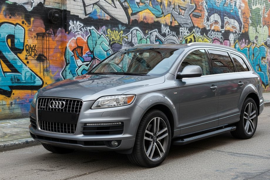 Audi Q7 2005–2015 Sivuastinlaudat New Vision Black (2 kpl, alumiini) Image
