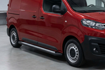 Citroen Jumpy/Dispatch 2017– Sivuporrastangot Vision New Black (2 kpl, alumiini) kuva 1