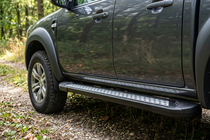 Ford Ranger 2007–2011 Sivuastinlaudat New Vision Black (2 kpl, alumiini) kuva 1
