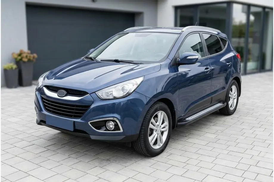 Hyundai IX-35 2010–2015 Sivuastinlaudat New Vision Black (2 kpl, alumiini) Image