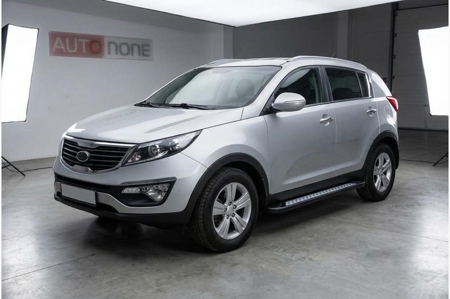 Kia Sportage 2010–2015 Sivuastinlaudat New Vision Black (2 kpl, alumiini) Image