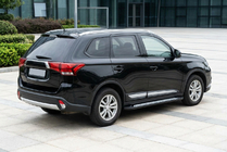 Mitsubishi Outlander 2012–2021 Sivuastinlaudat New Vision Black (2 kpl, alumiini) kuva 1