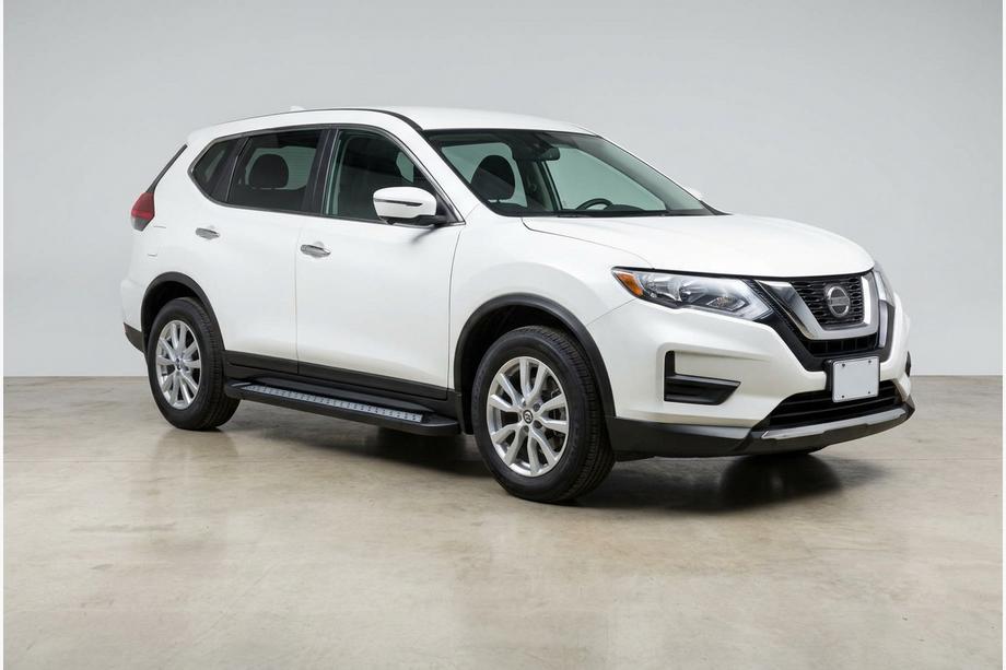 Nissan X-trail T32/Rogue 2014–2021 Sivuastinlaudat New Vision Black (2 kpl, alumiini) Image