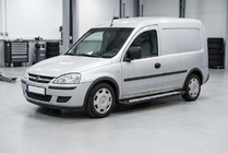 Opel Combo 2002–2012 Sivuastinlaudat New Vision Black (2 kpl, alumiini) kuva 1