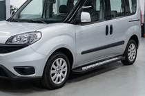 Opel Combo 2012–2018 Sivuastinlaudat New Vision Black (2 kpl, alumiini) Maxi-alusta kuva 1
