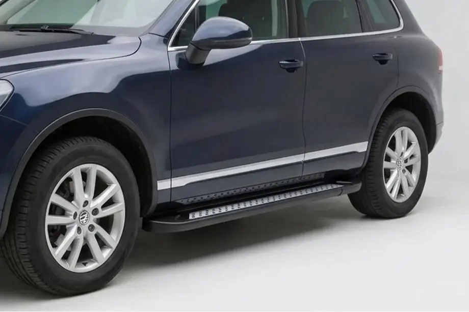 Porsche Cayenne 2003–2010 Sivuastinlaudat New Vision Black (2 kpl, alumiini) Image
