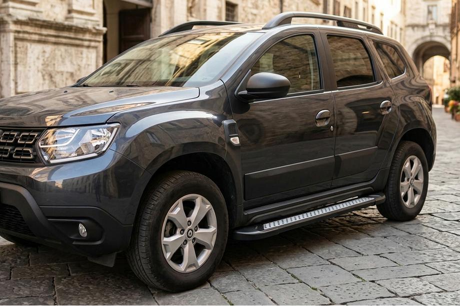 Renault Duster 2018–2024 Sivuastinlaudat New Vision Black (2 kpl, alumiini) Image