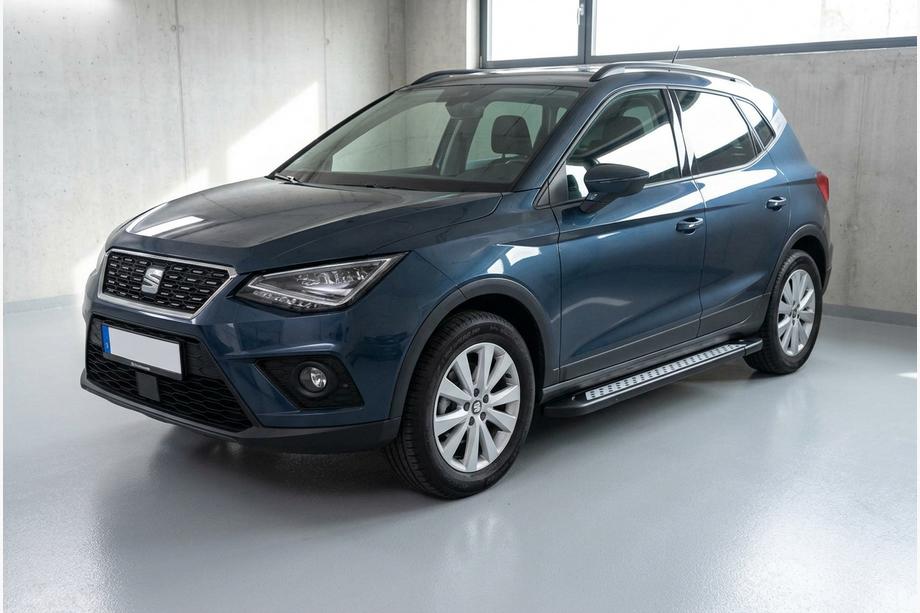 Seat Arona 2017– Sivuastinlaudat New Vision Black (2 kpl, alumiini) Image