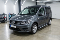 Volkswagen Caddy 2015–2020 Sivuastinlaudat New Vision Black (2 kpl, alumiini) Maxi-alusta kuva 1