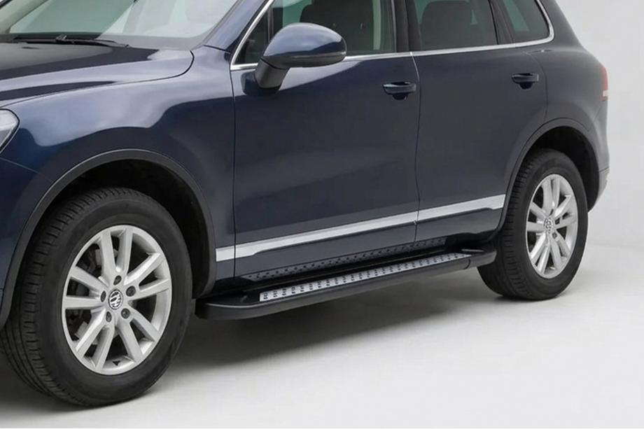Volkswagen Touareg 2002–2010 Sivuastinlaudat New Vision Black (2 kpl, alumiini) Image