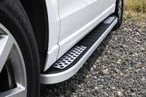 Audi Q5 2017–2025 Tayga V2 sivukynnykset (2 kpl, alumiini) kuva 3