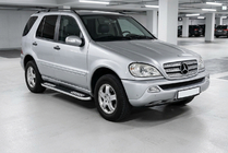 Mercedes ML W163 1997–2005 Tayga V2 sivukynnykset (2 kpl, alumiini) kuva 1