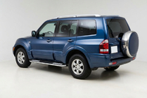 Mitsubishi Pajero Wagon III 1999–2006 Tayga V2 sivukynnykset (2 kpl, alumiini) kuva 1