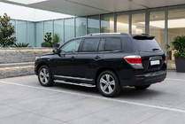 Toyota Highlander 2008–2013 Tayga V2 sivukynnykset (2 kpl, alumiini) kuva 1