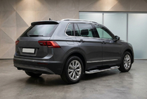 Volkswagen Tiguan 2016–2023 Tayga V2 sivukynnykset (2 kpl, alumiini) kuva 1