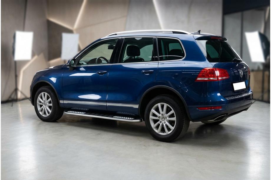 Volkswagen Touareg 2010–2018 Tayga V2 sivukynnykset (2 kpl, alumiini) Image