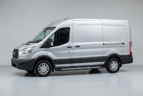 Ford Transit 2014– Sivuastinlaudat New Vision Black (2 kpl, alumiini) kuva 1