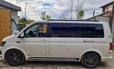 Volkswagen T5 Caravelle 2004–2010 Integroidut kattokaiteet (mustat) kuva 42