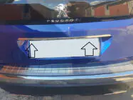Peugeot 3008 2016–2023 Rekisterikilven ylälista (RST) kuva 1