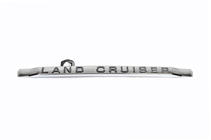 Toyota Land Cruiser 200 2007–2021 LED-lista rekisterikilven yläpuolelle (2016+) kuva 7